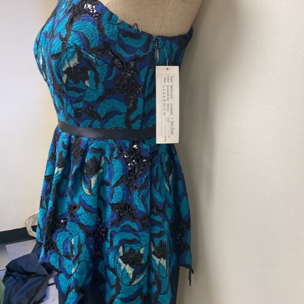 Aidan Mattox one shoulder embellished lace bodice long gown - Picture 5 of 11